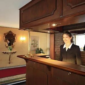 *** Hotell Lafayette Tyskland